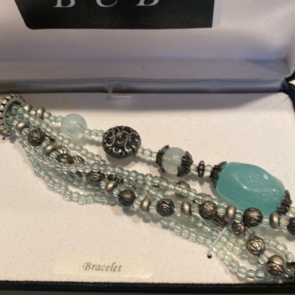 NIB Multi-Strand Beaded Bracelet in Black Velvet Box